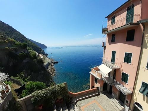 Alla Porta Rossa Hotel in Manarola