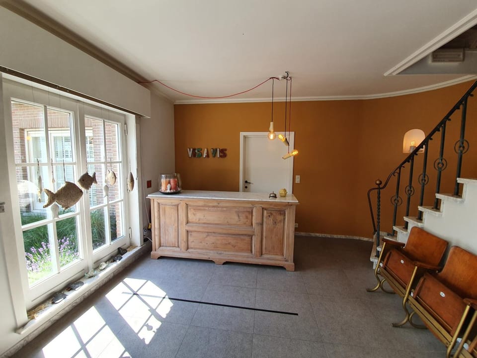 B&B visavis Hotel in De Haan