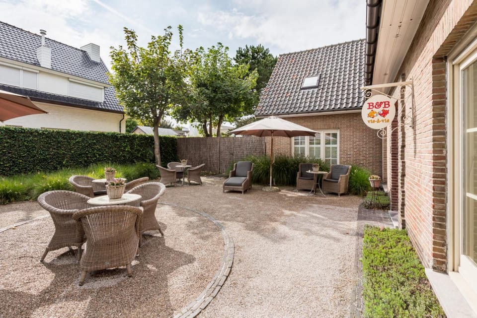B&B visavis Hotel in De Haan