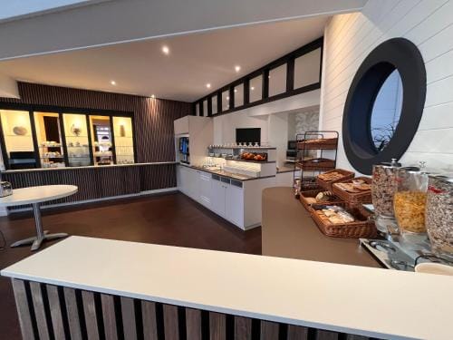 Hotel Le Keroman Hotel in Lorient