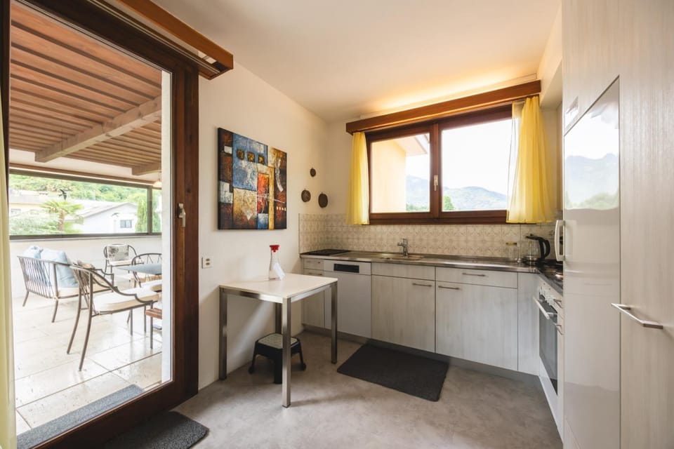 Villa Siesta, Park & Pool Living Apartment hotel in Ascona