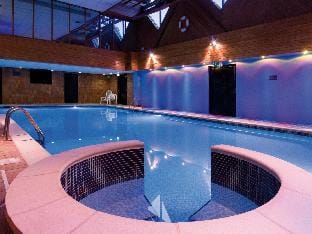Macdonald Elmers Court Hotel and Resort Hotel in Lymington