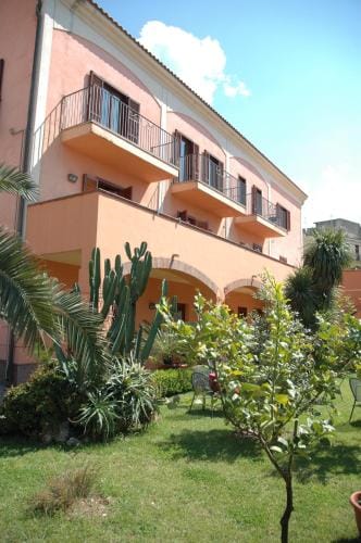 Hotel Locanda dei Trecento Hotel in Sapri