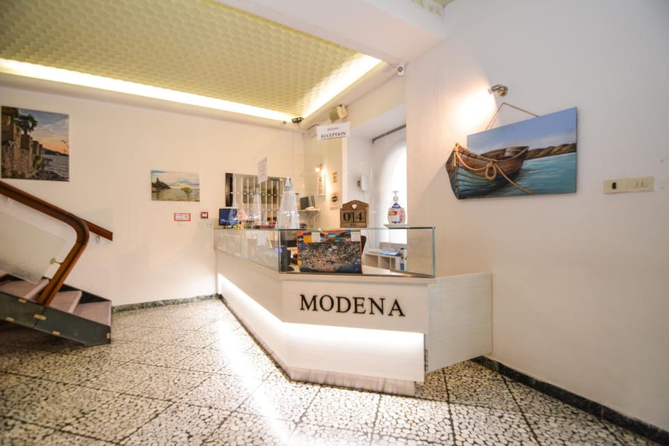 Hotel Modena old town Hotel in Malcesine