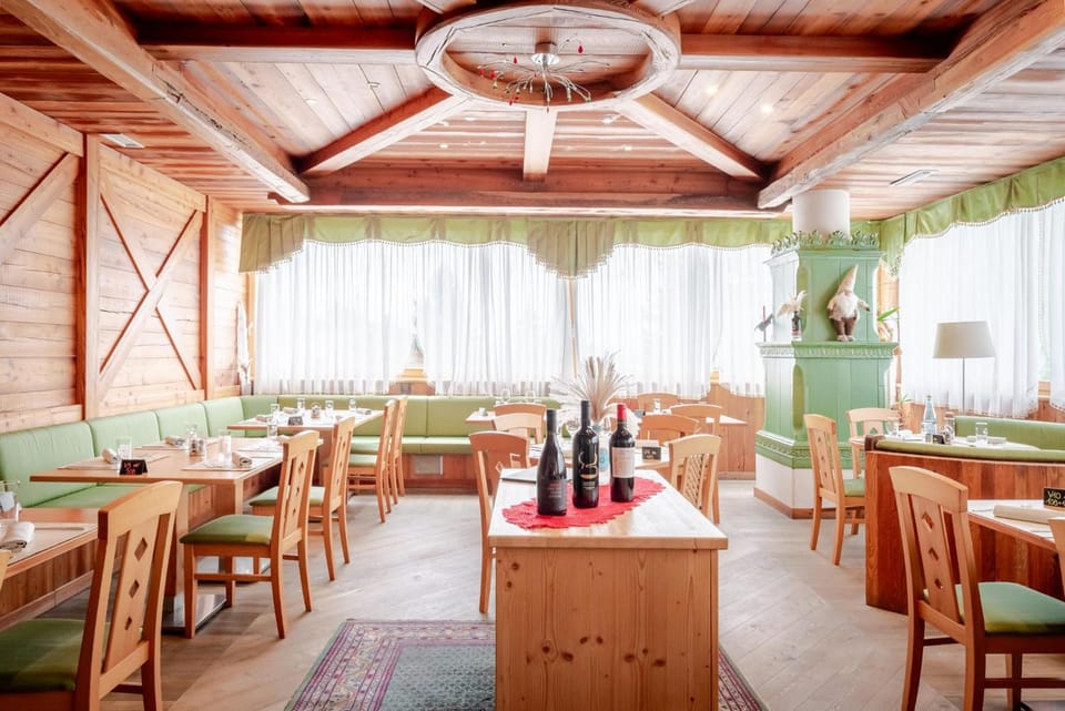 Hotel Alpine Mugon Hotel in Trentino-South Tyrol