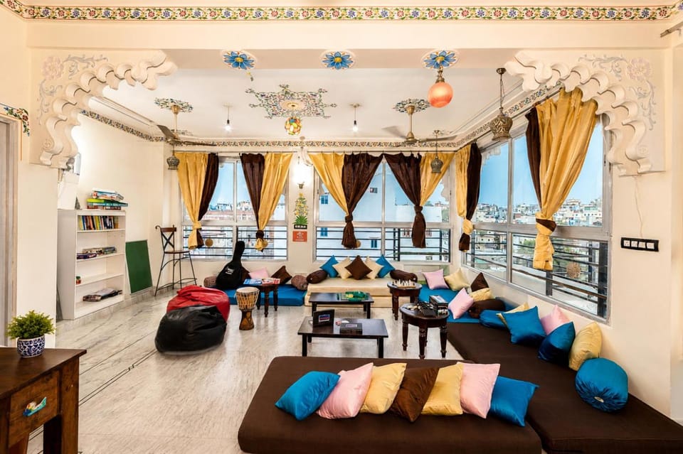 Shared lounge/TV area