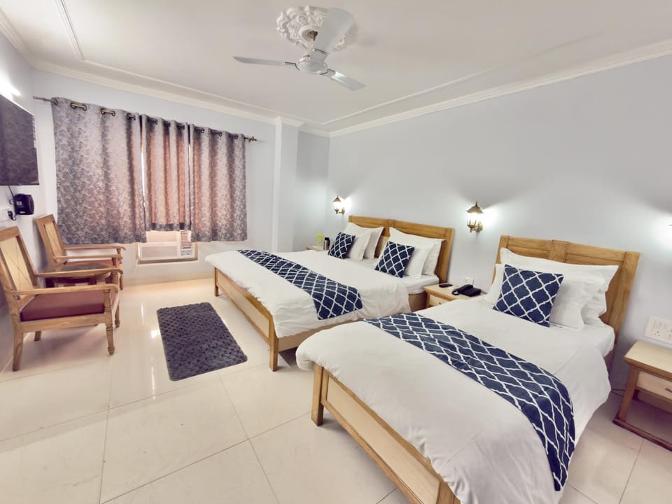Hotel Shubham Holidays Hotel in Uttar Pradesh