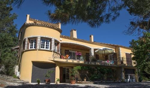 Suite Anduze Hotel in Provence-Alpes-Côte d'Azur
