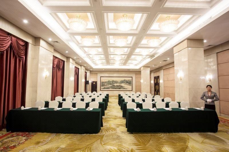 YUN-ZEN CENTURY HOTEL Hotel in China