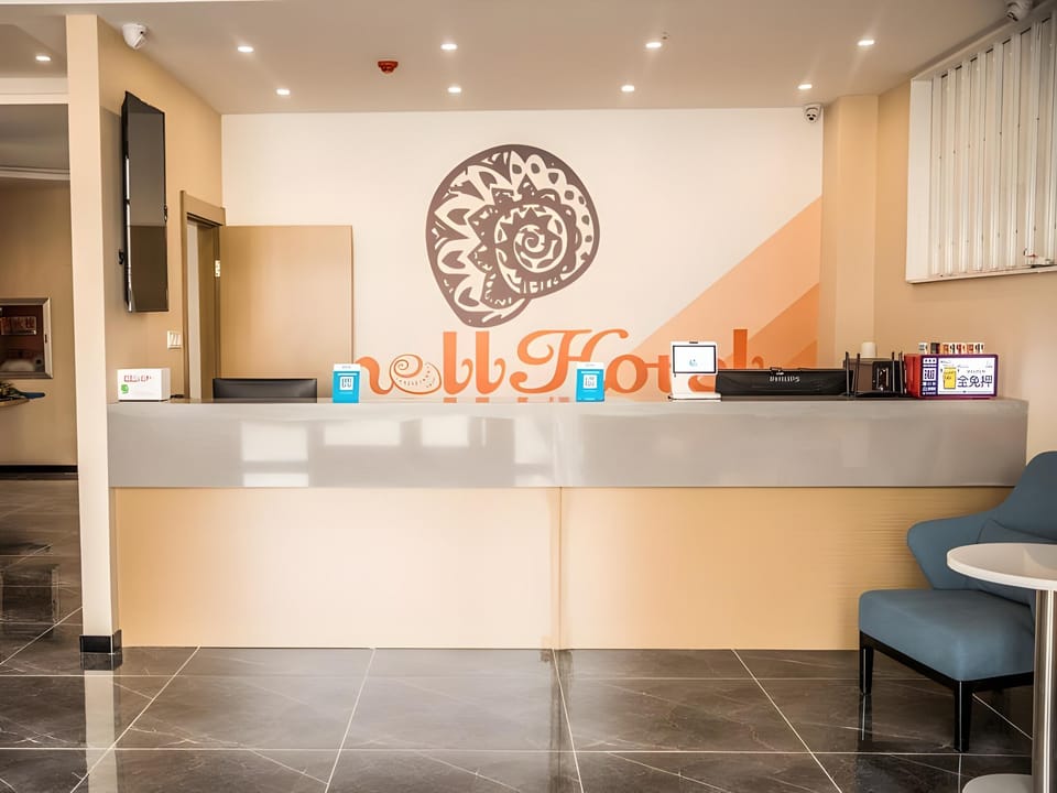 Shell Hotel Lianyungang Donghai County Tuofeng Baitabu Airport Hotel in Jiangsu