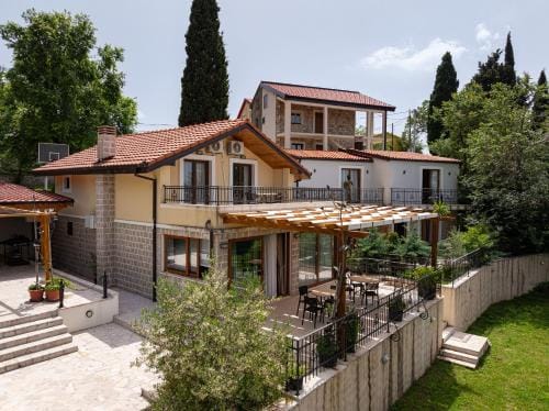 Sunset & Sunrise Villas in Stanisici-Two Villas With Common Pool Hotel in Budva Municipality