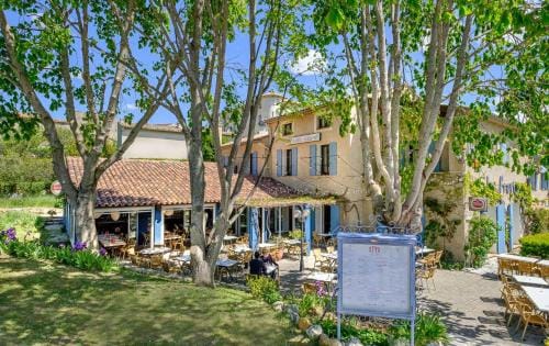 Hotel Le Provence - Restaurant Le Styx Hotel in Verdon Gorge