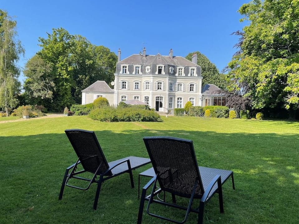 Hotel Chateau Clery Hotel in Hauts-de-France