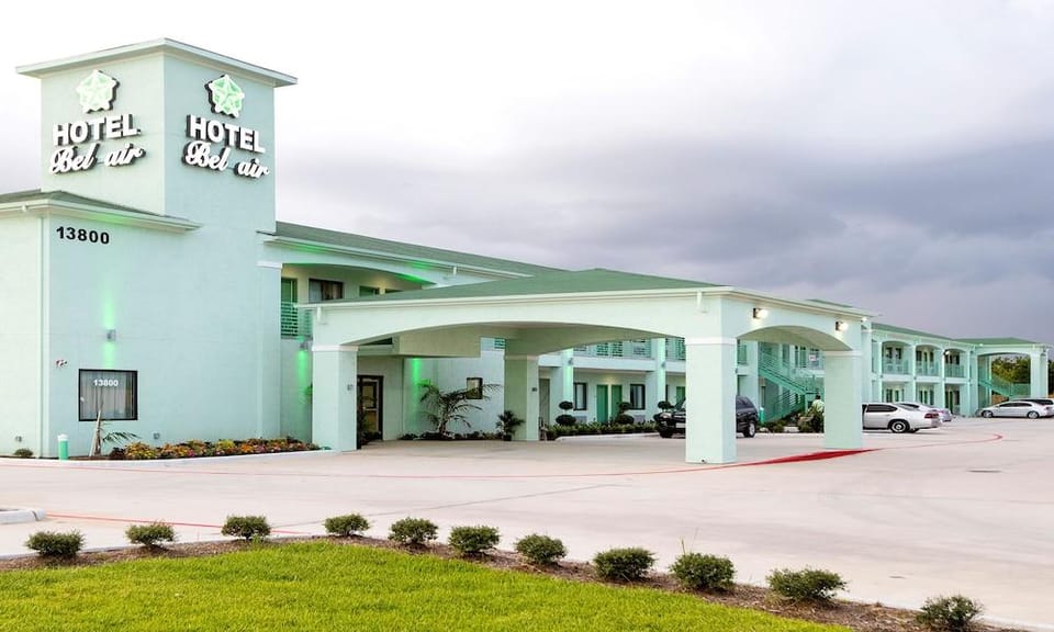 Hotel Bel Air Hotel in Harris County