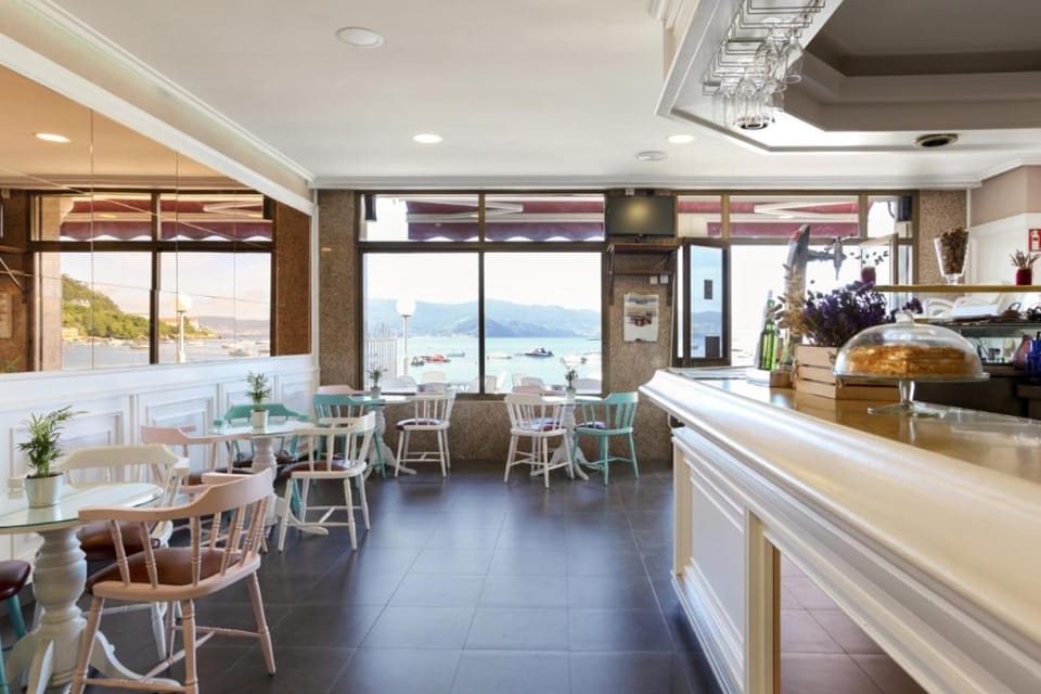 Bar/lounge