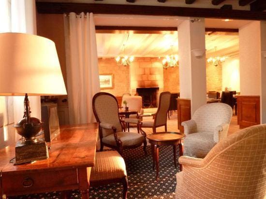 Hotel Grand Monarque Hotel in Centre-Val de Loire