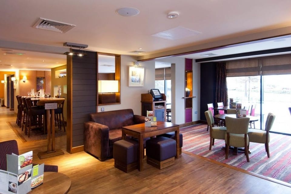 Warwick Hotel in Warwick