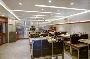 Hotel One Up Hotel in Ahmedabad