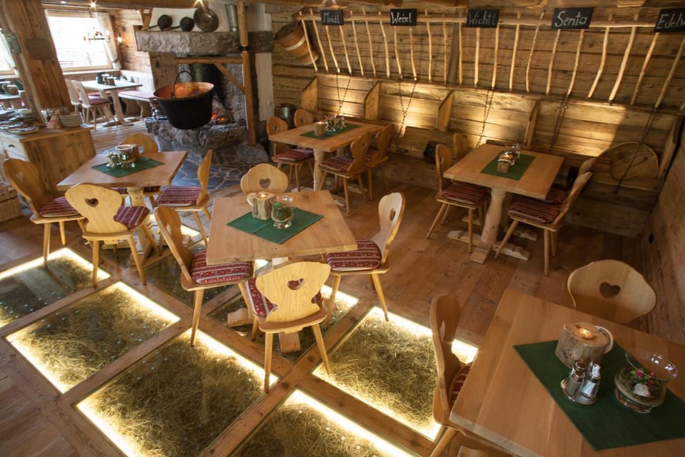 Grobl-Alm Hotel in Mittenwald