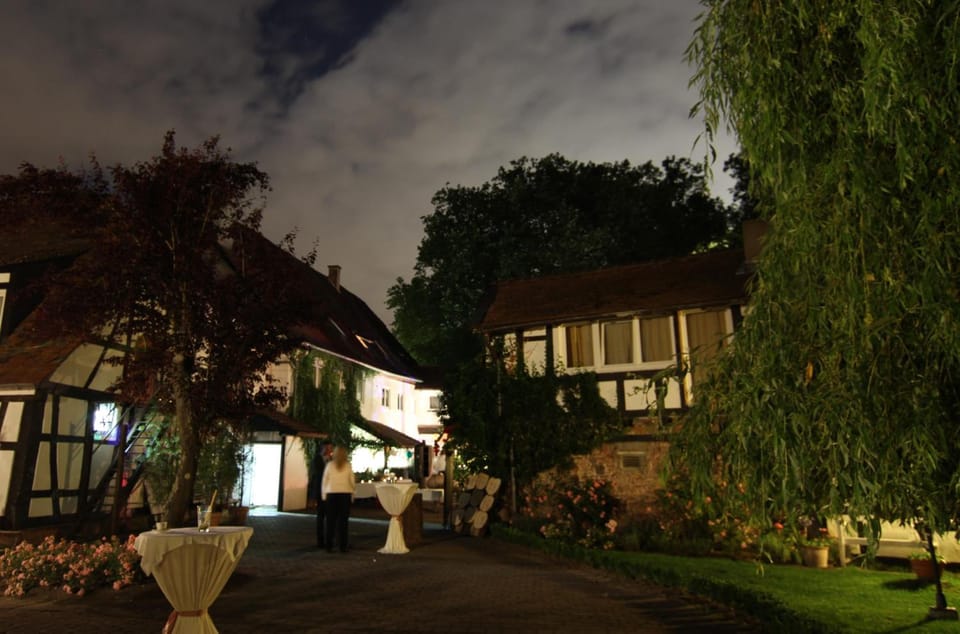 Jagdschloss Monchbruch Hotel in Rhineland-Palatinate