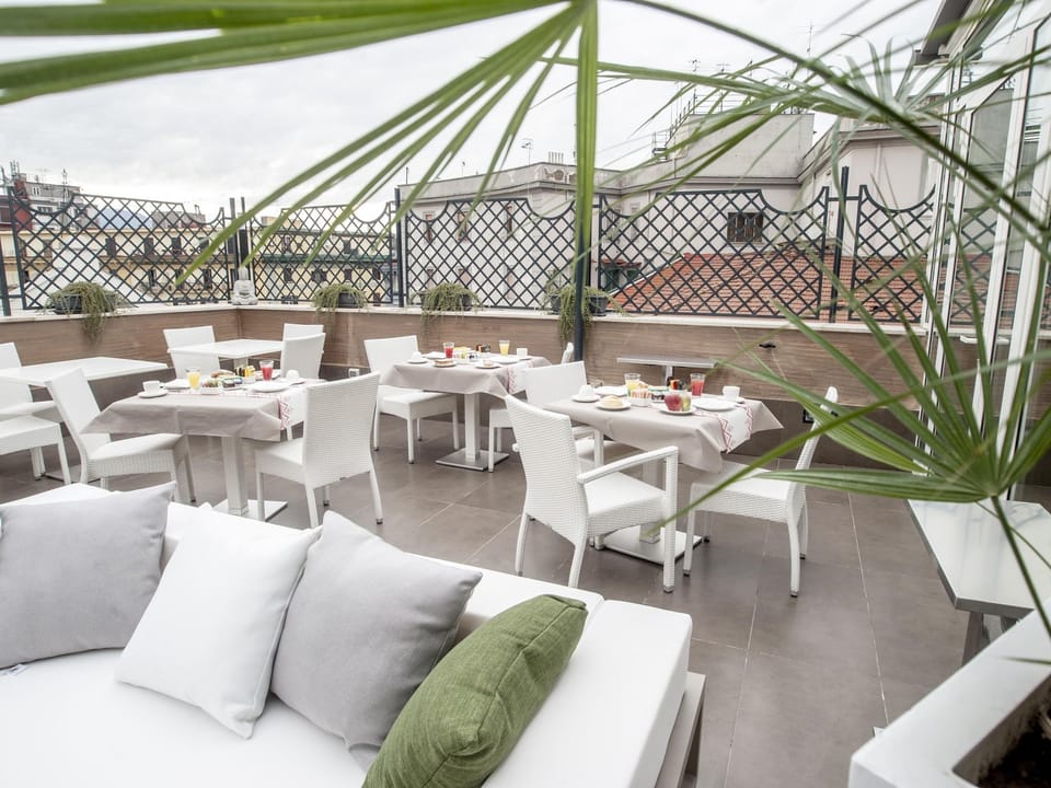 Hotel San Pietro Hotel in Naples