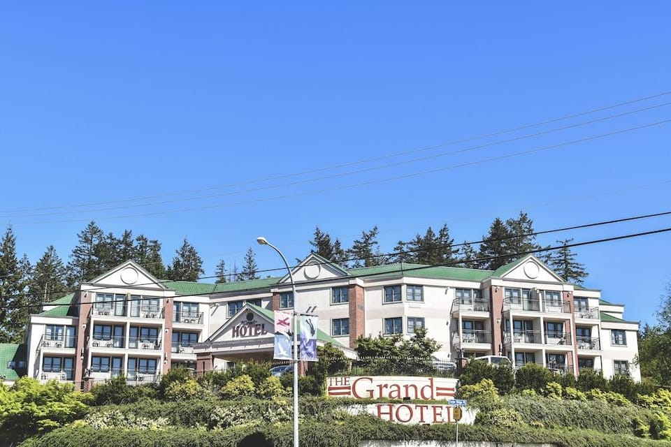 The Grand Hotel Nanaimo Hotel in Nanaimo