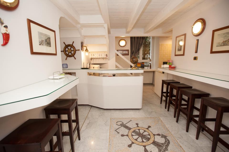 Hotel Ausonia Hotel in Naples