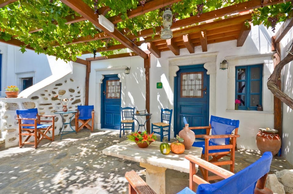 Venetiko Apartments Hotel in Naxos