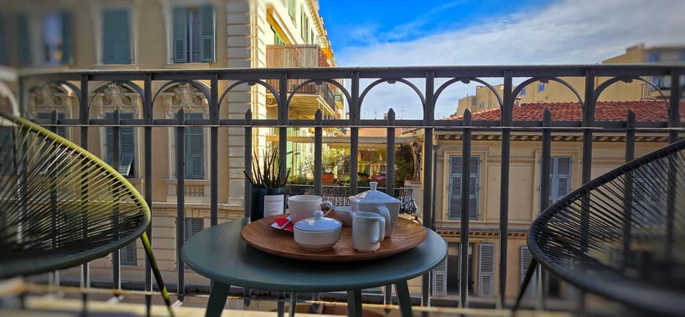 Hotel Le Petit Trianon Hotel in Nice