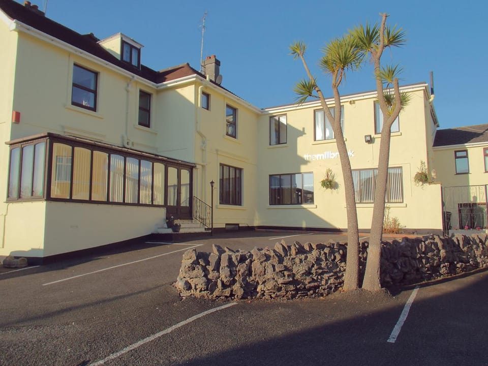 The Millbrook B&B Hotel in Torquay