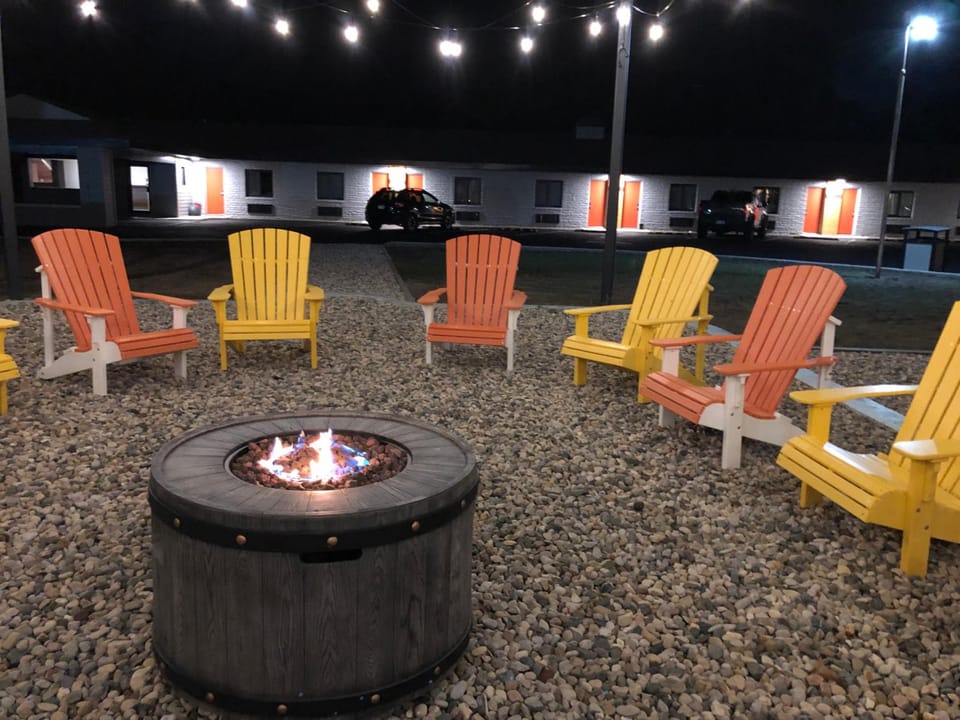 4411 Inn & Suites Hotel in Michigan City