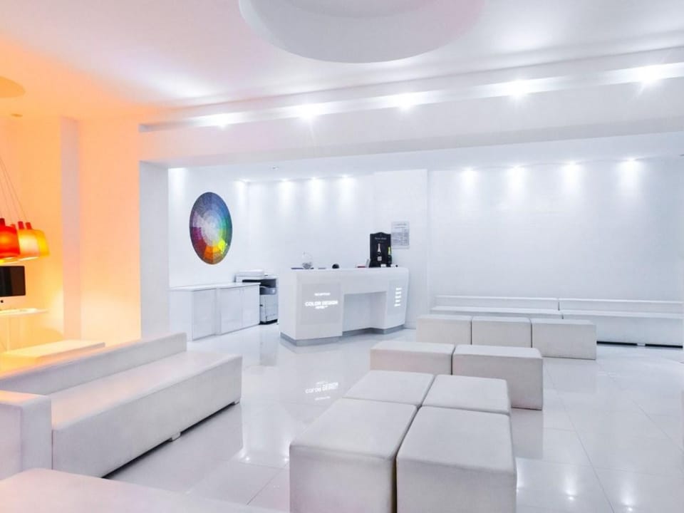 Color Design Hotel Hotel in Paris