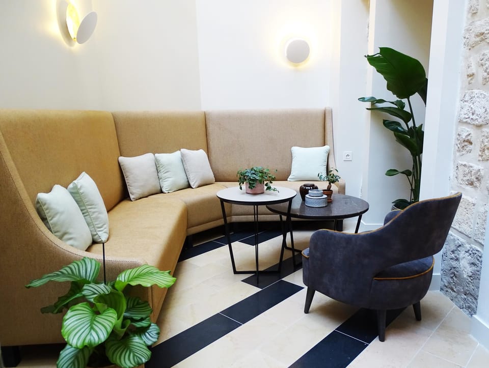 Bar/lounge