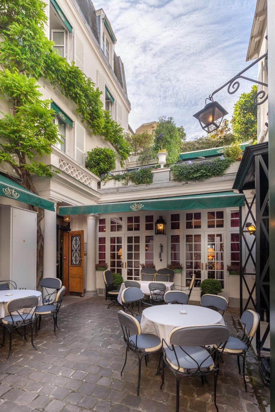 Hotel Duc de Saint Simon Hotel in Paris