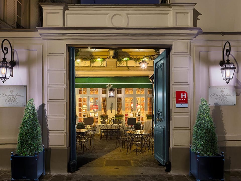 Hotel Duc de Saint Simon Hotel in Paris