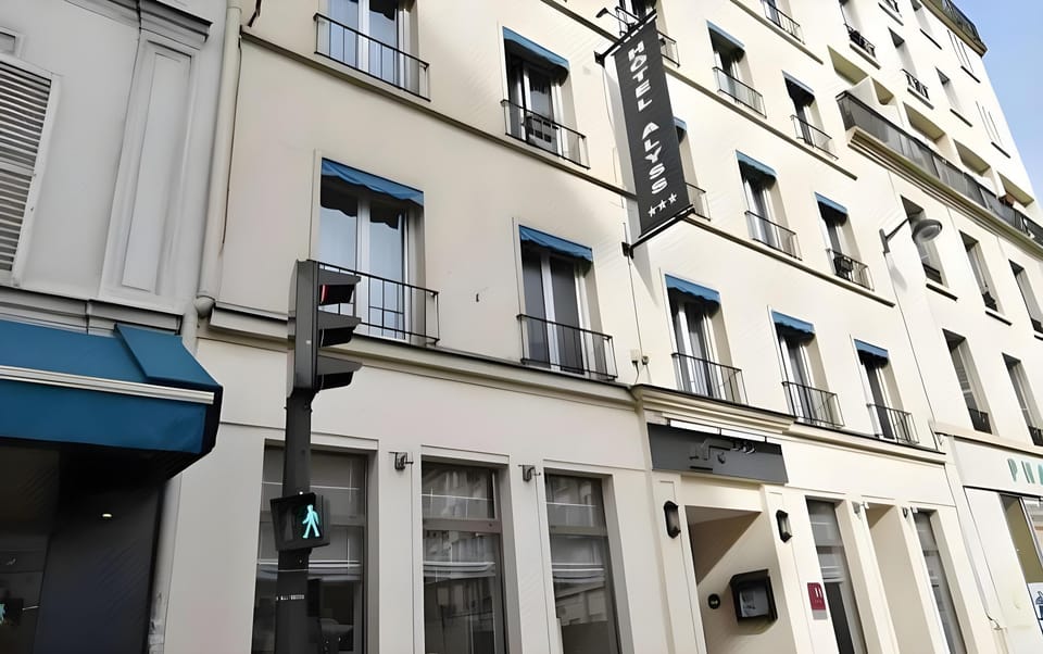 Alyss Saphir Cambronne Eiffel Hotel Hotel in Paris