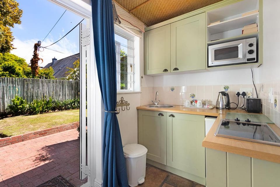 Morningside Cottage Hotel in Cape Town