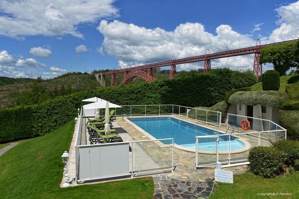 Logis Hotel Beau Site Hotel in Auvergne-Rhône-Alpes