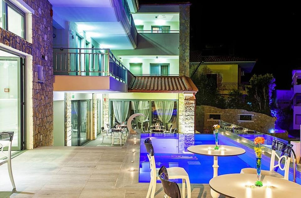 Bar/lounge