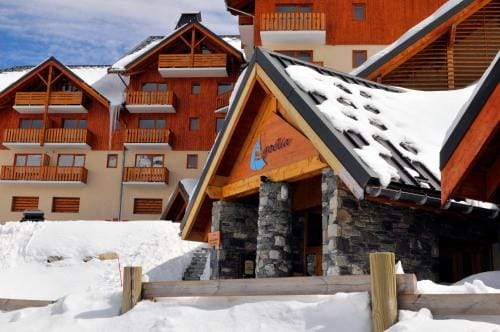 Residence Goelia - Le Rond Point des Pistes Hotel in Saint-François-Longchamp
