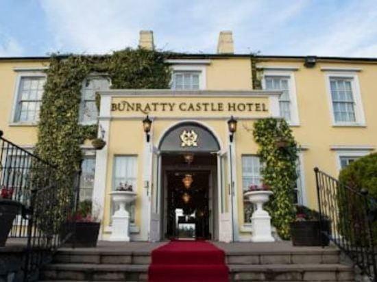 Bunratty Castle Hotel Hotel in County Limerick