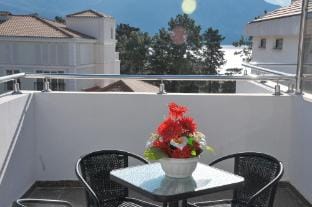 Hotel Oaza Hotel in Budva