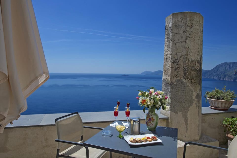 Villa Il Frantoio and Lilmar Hotel in Praiano
