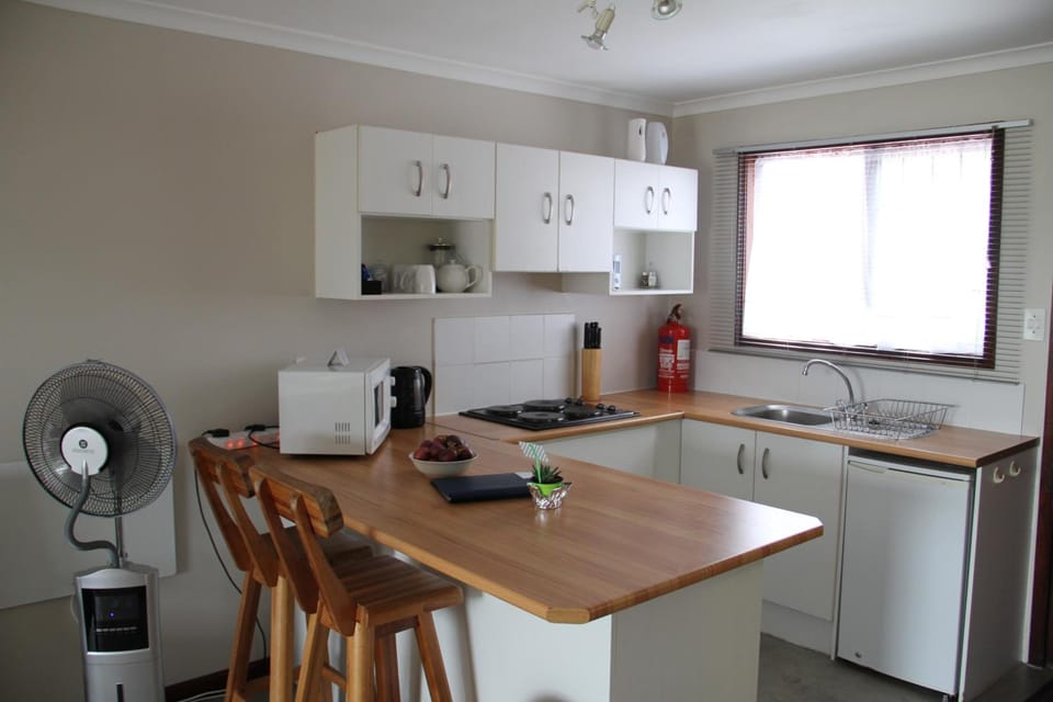 Horizon Cottages Hotel in Cape Town
