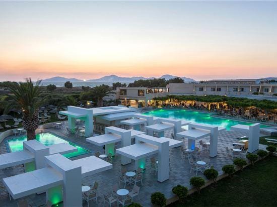 Sandy Beach - All Inclusive Hotel in Marmari