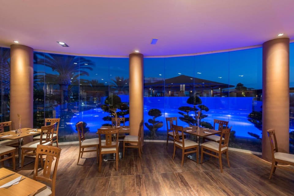 Sandy Beach - All Inclusive Hotel in Marmari