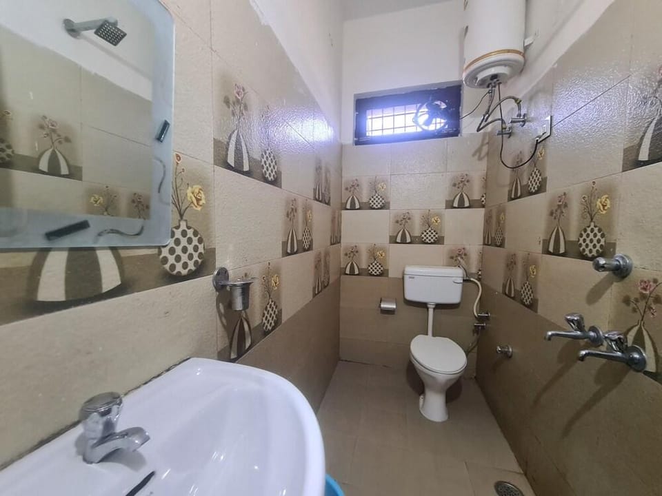 Hotel Grand Raga Hotel in Himachal Pradesh