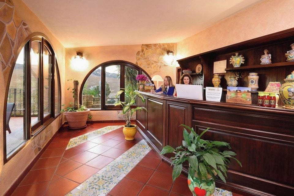 Villa Dafne Hotel in Sicily
