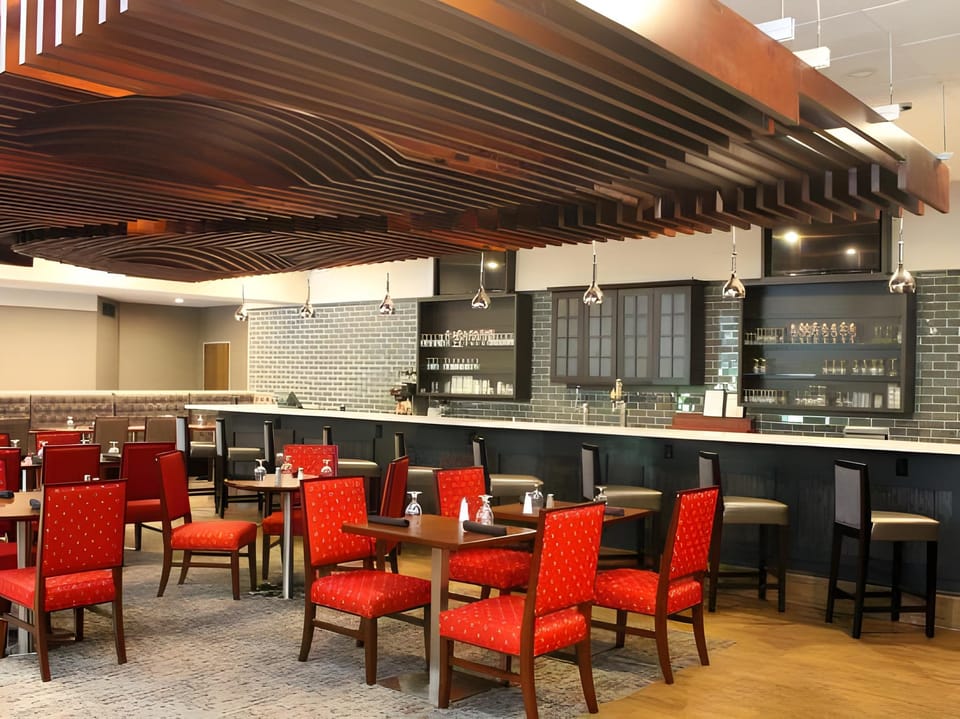 Best Western Plus Miamisburg-Dayton Suites, Banquets & Hotel Hotel in Miamisburg