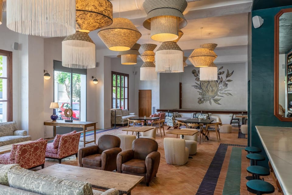 Bar/lounge